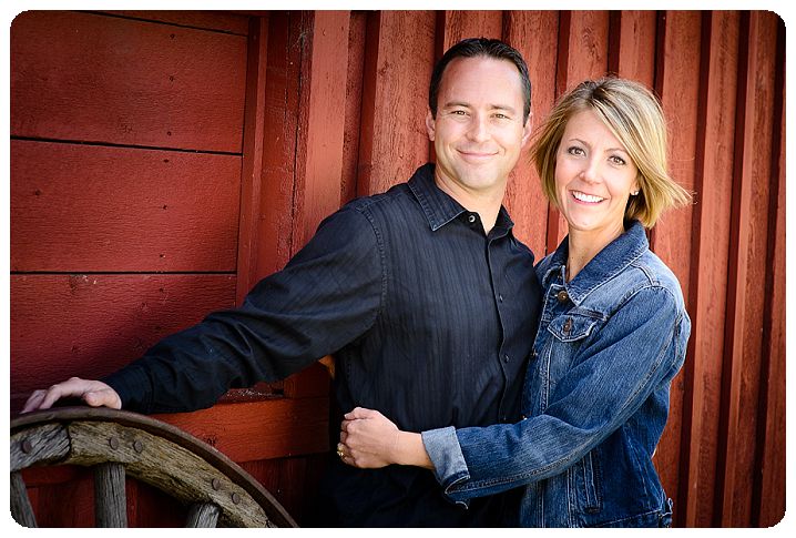 mom and dad outdoor portrait-Tim Sutherland-Erie Colorado